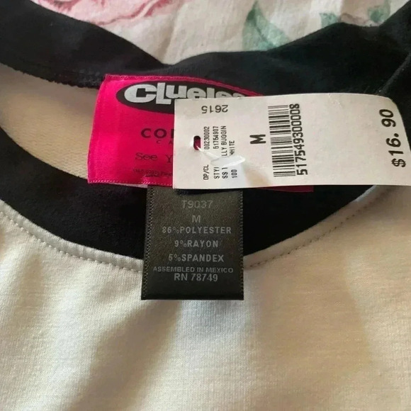 Clueless Junior Girls Short Sleeve Tee-Shirt.Size Medium - Picture 2 of 9